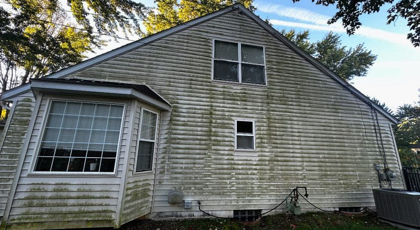 Superior quality Siding Cleaning Performed in Wadsworth, Ohio